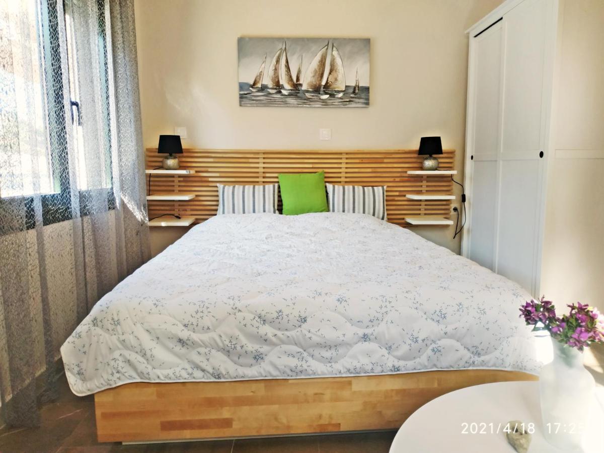 Old Harbour Apartments By Corfuescapes Gaios Eksteriør bilde